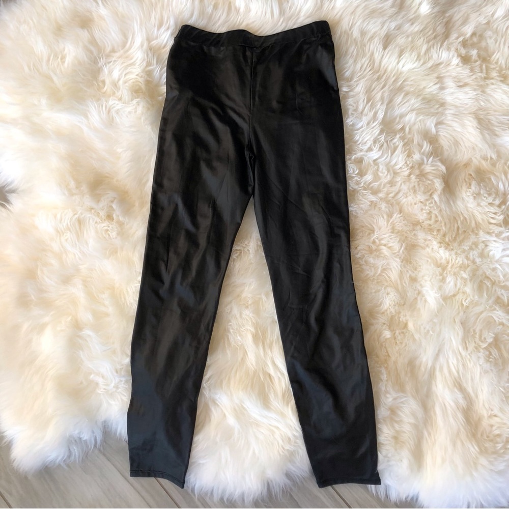 ❗️5/$20❗️ZARA Women’s Faux Leather Black Waxed Finish Leggings - Size S